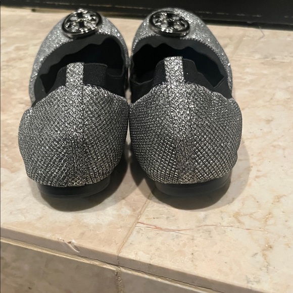Tory Burch Metallic Silver Flats - Picture 4 of 7
